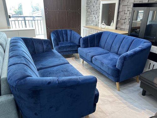 Velvet Accent Chair 2
